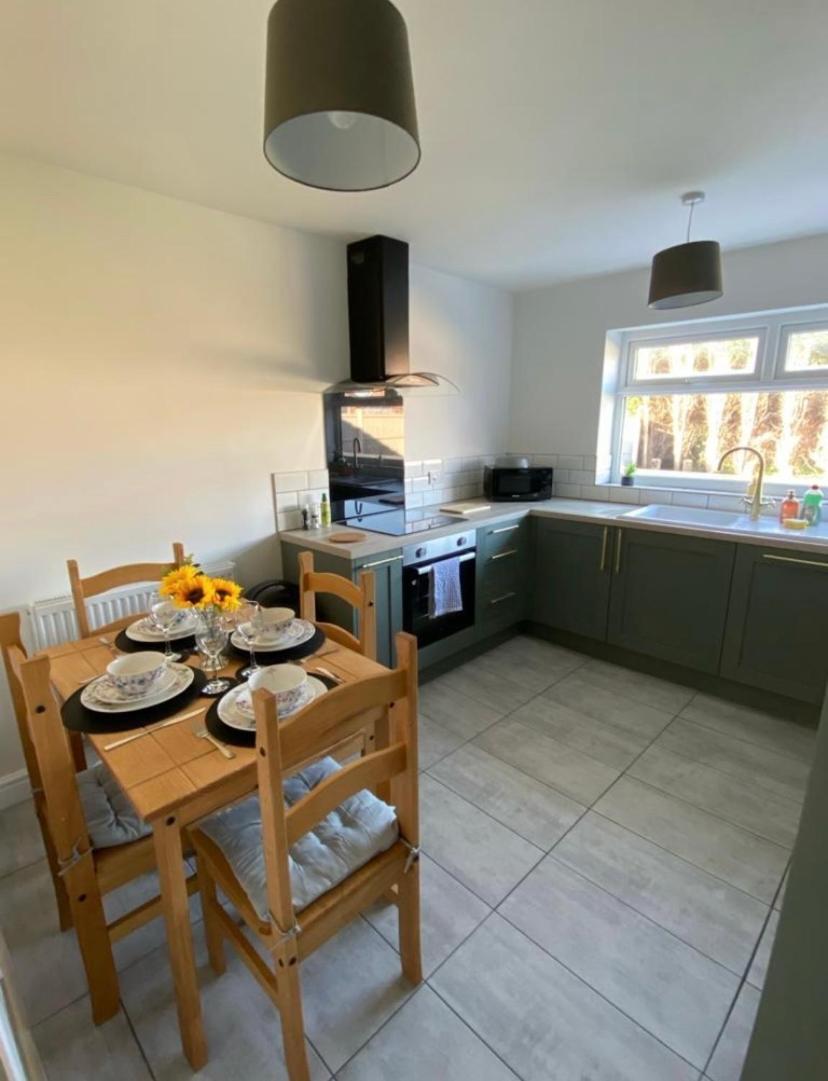 The Beautiful Bungalow Amazing Location For Chester & Zoo Wervin Exteriör bild