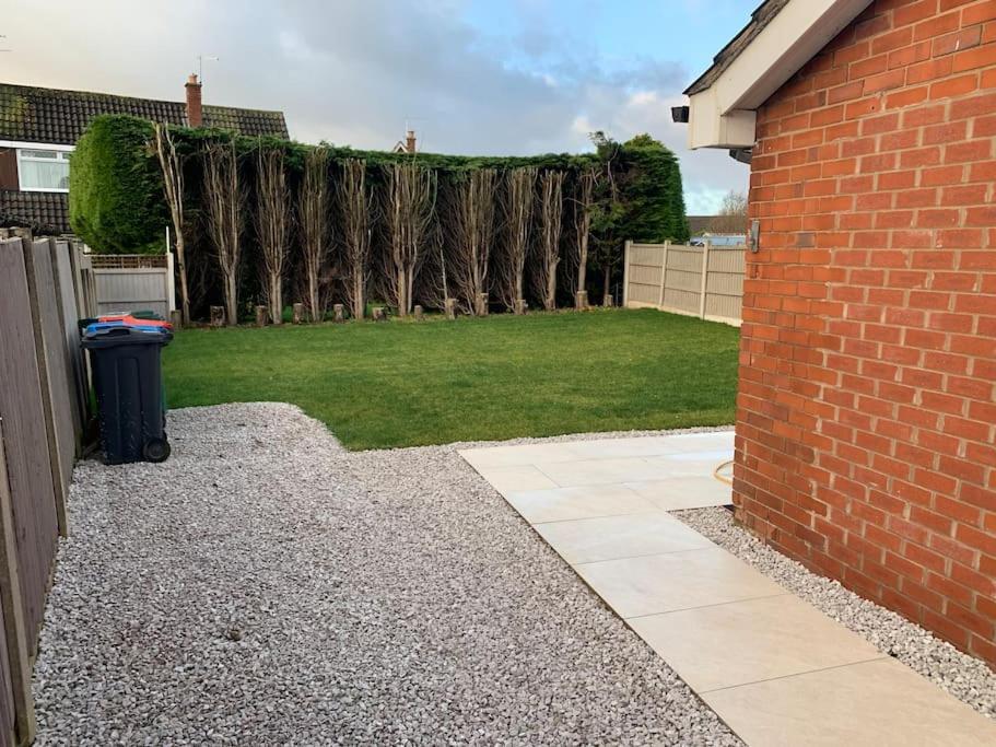 The Beautiful Bungalow Amazing Location For Chester & Zoo Wervin Exteriör bild